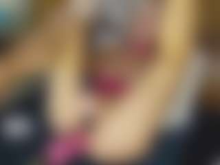 TaylorLove303's Live Sex Cam Show