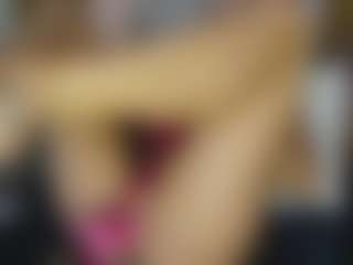 TaylorLove303's Live Sex Cam Show