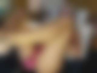 TaylorLove303's Live Sex Cam Show