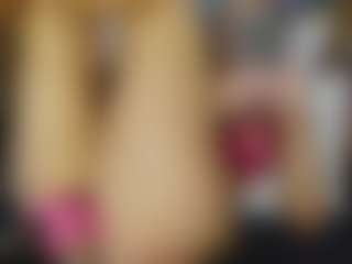 TaylorLove303's Live Sex Cam Show