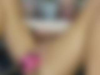 TaylorLove303's Live Sex Cam Show