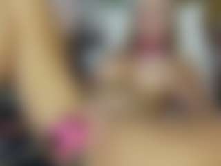 TaylorLove303's Live Sex Cam Show