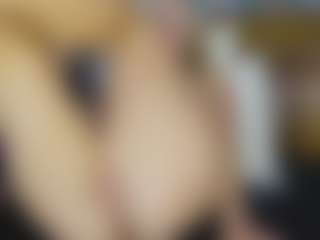 TaylorLove303's Live Sex Cam Show