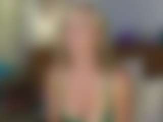 TaylorLove303's Live Sex Cam Show
