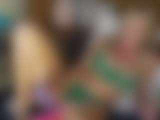 TaylorLove303's Live Sex Cam Show