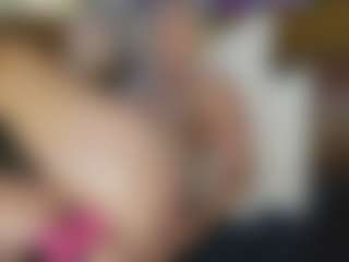 TaylorLove303's Live Sex Cam Show