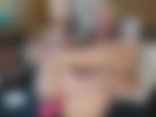 TaylorLove303's Live Sex Cam Show