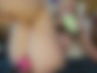 TaylorLove303's Live Sex Cam Show