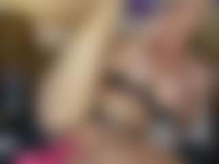 TaylorLove303's Live Sex Cam Show