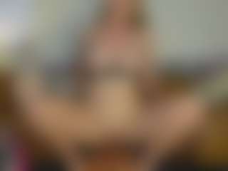TaylorLove303's Live Sex Cam Show