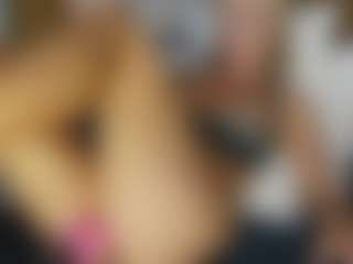TaylorLove303's Live Sex Cam Show