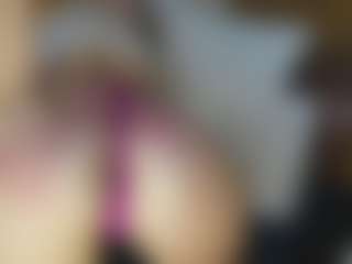 TaylorLove303's Live Sex Cam Show