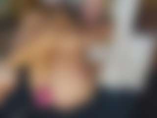 TaylorLove303's Live Sex Cam Show