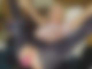 TaylorLove303's Live Sex Cam Show