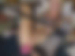 TaylorLove303's Live Sex Cam Show