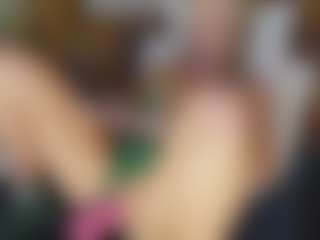 TaylorLove303's Live Sex Cam Show