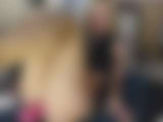 TaylorLove303's Live Sex Cam Show