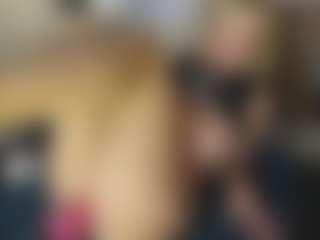TaylorLove303's Live Sex Cam Show