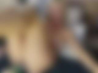 TaylorLove303's Live Sex Cam Show