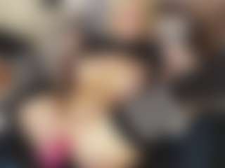 TaylorLove303's Live Sex Cam Show