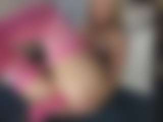 TaylorLove303's Live Sex Cam Show