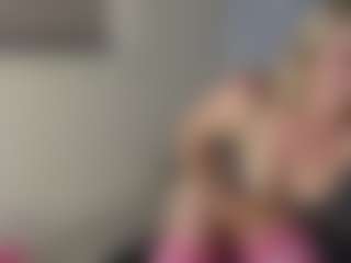 TaylorLove303's Live Sex Cam Show