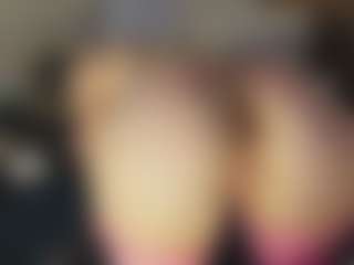 TaylorLove303's Live Sex Cam Show