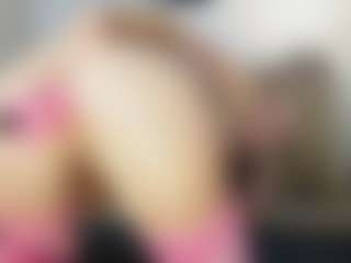 TaylorLove303's Live Sex Cam Show