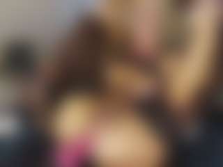 TaylorLove303's Live Sex Cam Show