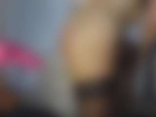 TaylorLove303's Live Sex Cam Show