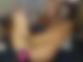 TaylorLove303's Live Sex Cam Show