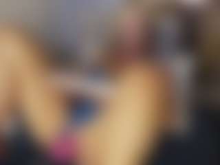 TaylorLove303's Live Sex Cam Show