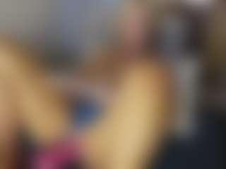 TaylorLove303's Live Sex Cam Show