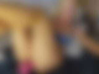 TaylorLove303's Live Sex Cam Show