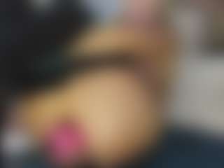 TaylorLove303's Live Sex Cam Show