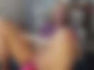 TaylorLove303's Live Sex Cam Show