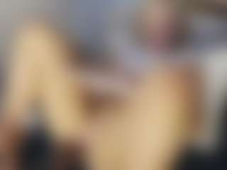 TaylorLove303's Live Sex Cam Show