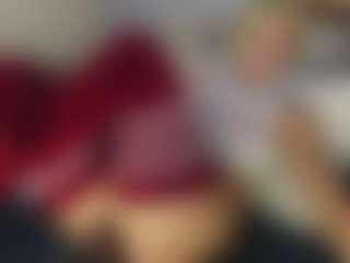 TaylorLove303's Live Sex Cam Show