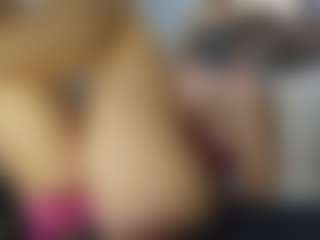 TaylorLove303's Live Sex Cam Show
