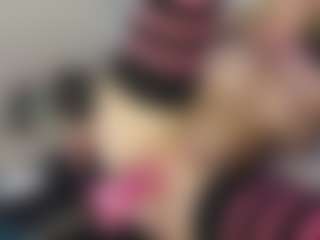 TaylorLove303's Live Sex Cam Show