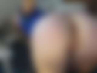 TaylorLove303's Live Sex Cam Show