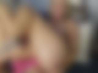 TaylorLove303's Live Sex Cam Show
