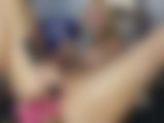 TaylorLove303's Live Sex Cam Show