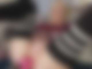 TaylorLove303's Live Sex Cam Show
