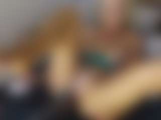 Live cam show with TaylorLove303 - Orgasm on TottyGirls
