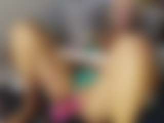 TaylorLove303's Live Sex Cam Show