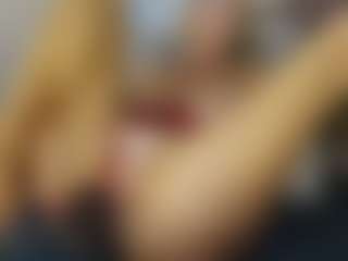 TaylorLove303's Live Sex Cam Show