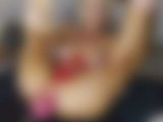 TaylorLove303's Live Sex Cam Show