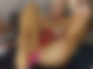 Live cam show with TaylorLove303 - HD on 1on1-livenow