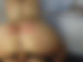 TaylorLove303's Live Sex Cam Show